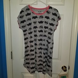 Batman vs. Superman nightgown